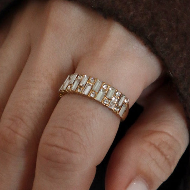 Anel Charm